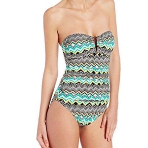 NWT La blanca one piece bathing suit size 4